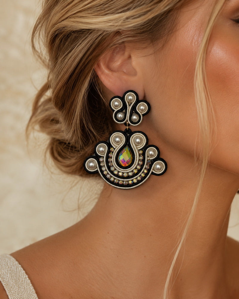 Bela Earrings